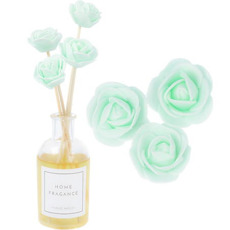 Mikadostäbchen mit blaugrüner Blume