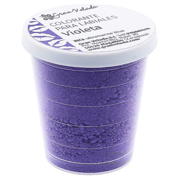 Fialové sfarbenie pier