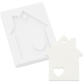 Forma v tvare domčeka na zavesenie