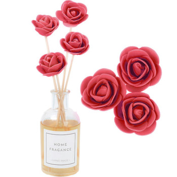 Mikado tyčinka s červeným kvetom