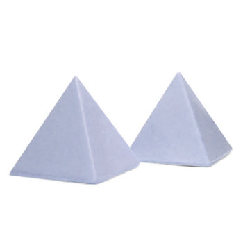 Forma 2 malé pyramídy silikón 4,5x4,5 cm Forma 2 malé pyramídy silikón 4,5x4,5 cm