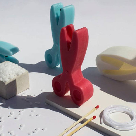 Sada, ako vyrobiť sviečky v tvare nožníc. Materiály a návod