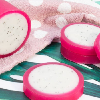 Kit zur Herstellung von Pitahaya-Seife. Materialien und Anleitungen