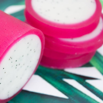Mydlo z dračieho ovocia (Pitahaya): nauč sa, ako to urobiť s touto súpravou Mydlo z dračieho ovocia (Pitahaya): nauč sa, ako to urobiť s touto súpravou