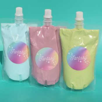 All-Inclusive-Kit zur Herstellung von hausgemachten quetschbaren Wachsschmelzen.