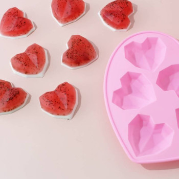 Kit como hacer jabones exfoliantes de corazones. Materiales e instrucciones Kit como hacer jabones exfoliantes de corazones. Materiales e instrucciones