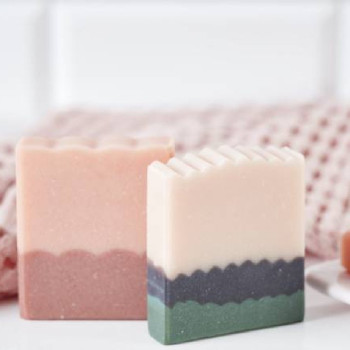 Výhodné balenie tekutých pigmentov na výrobu mydla – DIY farby