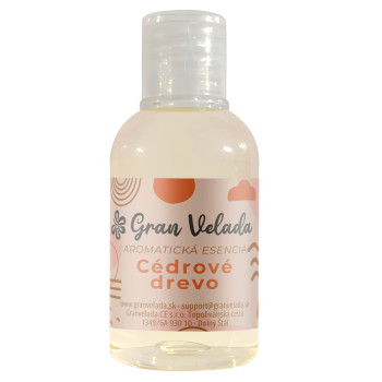 Aromatic essence of cedar wood Aromatic essence of cedar wood